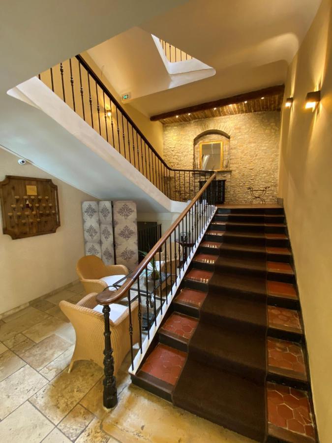Chateaux Demeures Vallee De L'Arc Trets Exterior photo